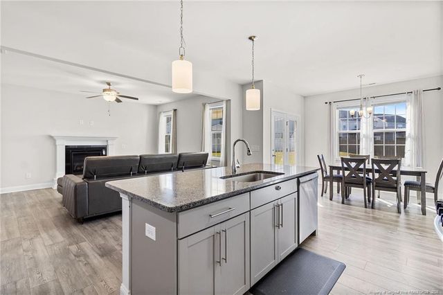 1664 Seattle Slew Lane, Hope Mills, NC 28348