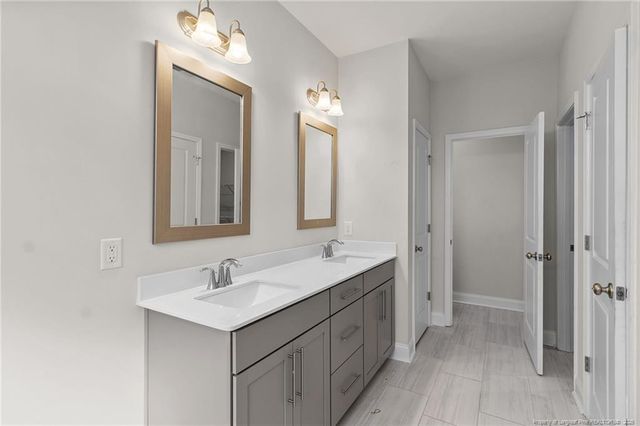 1664 Seattle Slew Lane, Hope Mills, NC 28348