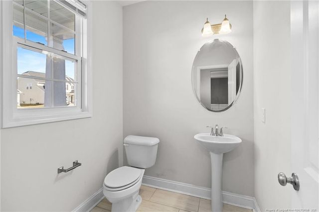 1664 Seattle Slew Lane, Hope Mills, NC 28348