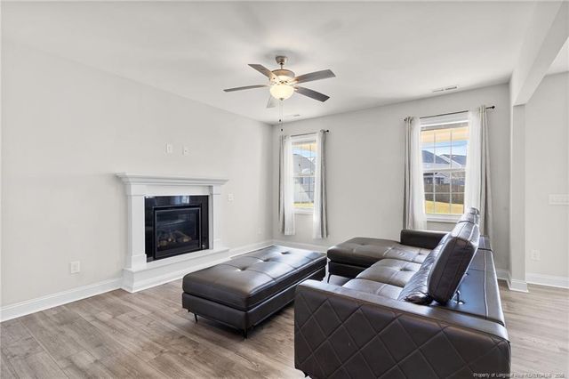 1664 Seattle Slew Lane, Hope Mills, NC 28348