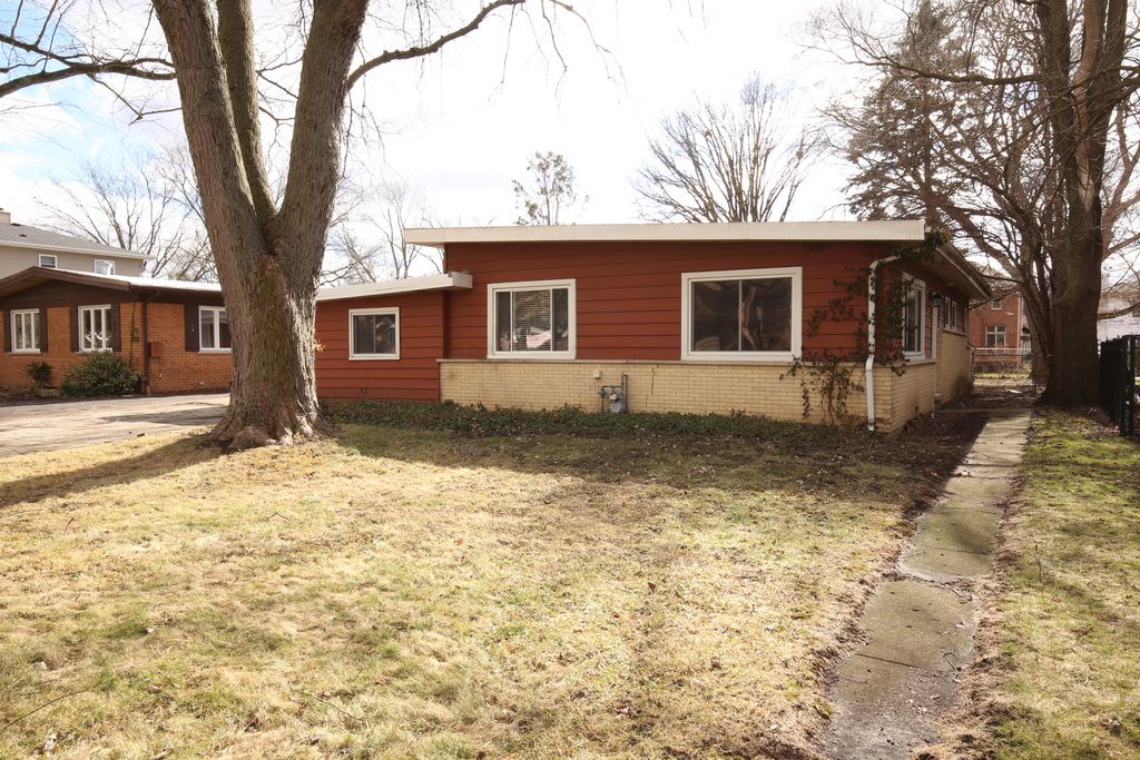 4731 LILAC Avenue, Glenview, IL 60025