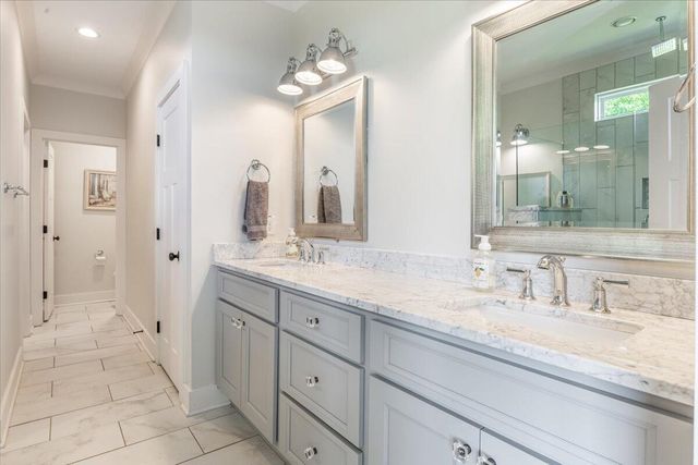 825 Windrush Loop, Chattanooga, TN 37421