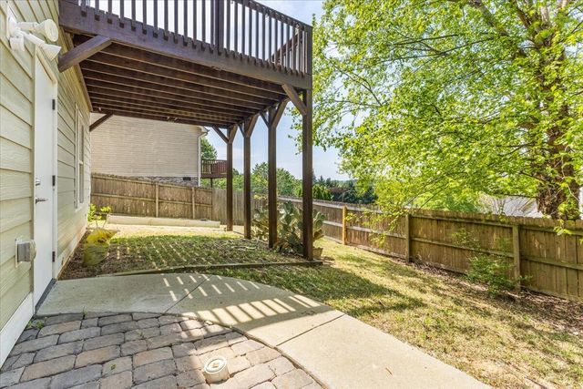 825 Windrush Loop, Chattanooga, TN 37421