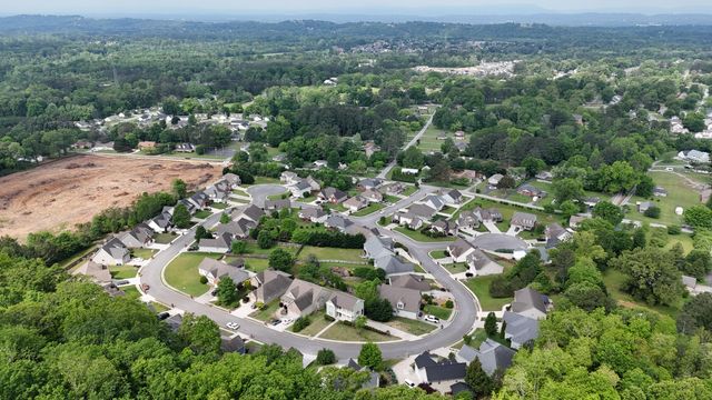 825 Windrush Loop, Chattanooga, TN 37421