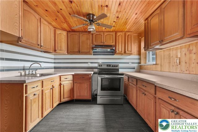 312 West Ridge Street, Lansford Boro, PA 18232