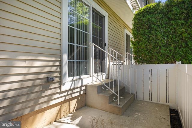 6003 BALTIMORE DR, Marlton, NJ 08053