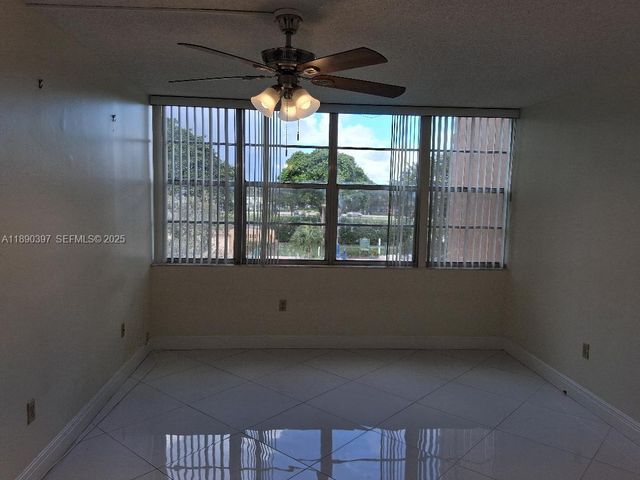 1300 St Charles Place 319, Pembroke Pines, FL 33026