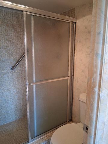 1300 St Charles Place 319, Pembroke Pines, FL 33026
