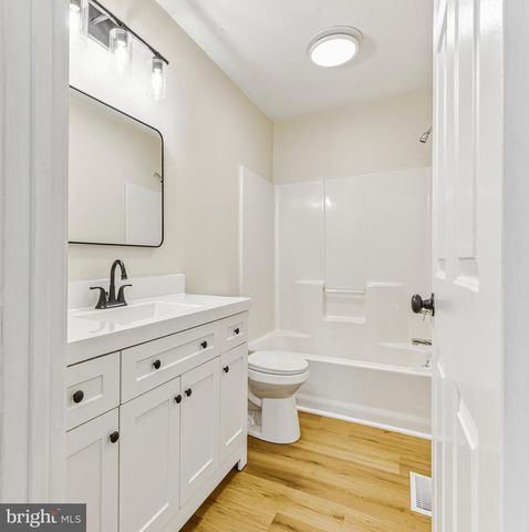 123 DESCHLER BLVD, Clayton, NJ 08312