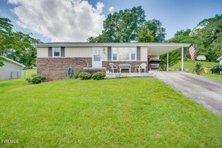 221 Mcfarland Drive, Kingsport, TN 37664