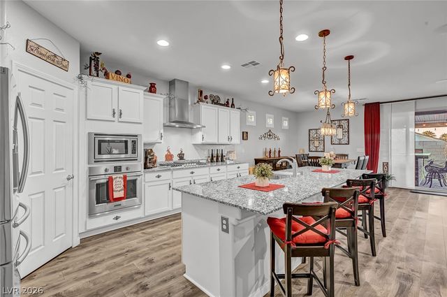 10430 West Amulet Ridge Court, Las Vegas, NV 89149
