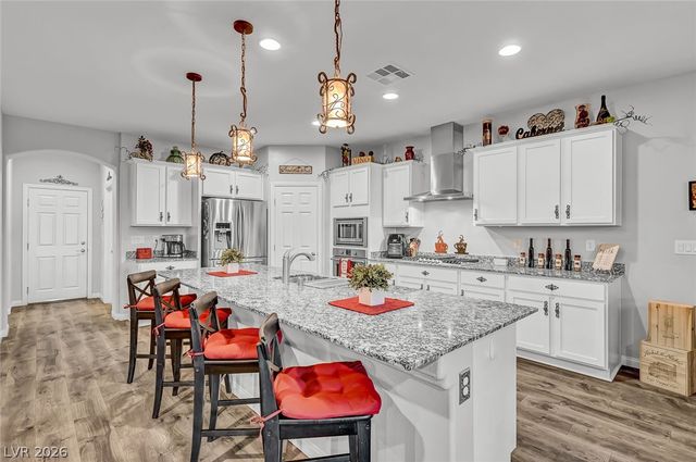 10430 West Amulet Ridge Court, Las Vegas, NV 89149