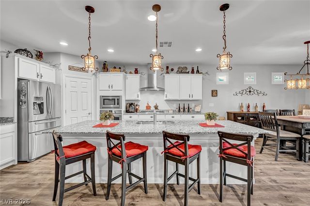 10430 West Amulet Ridge Court, Las Vegas, NV 89149