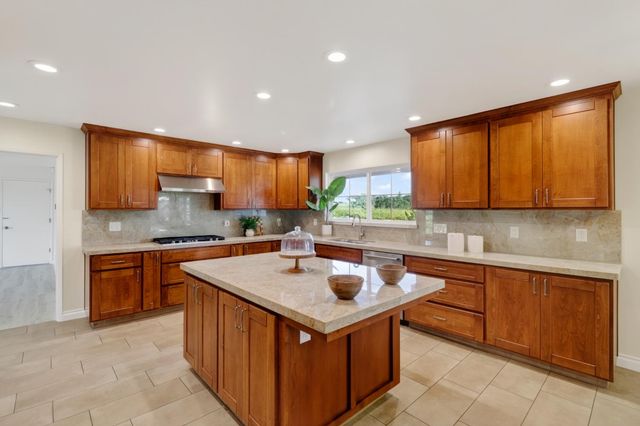 4875 Camanche Pkwy, Ione, CA 95640