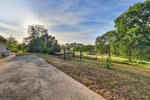 4875 Camanche Pkwy, Ione, CA 95640