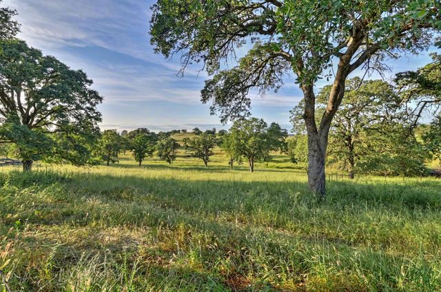 4875 Camanche Pkwy, Ione, CA 95640