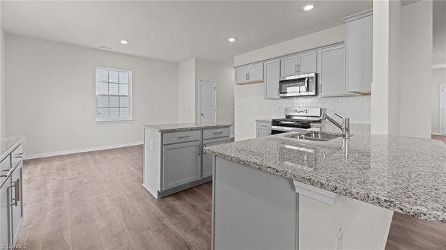 502 Nassco Place, Jamestown, NC 27282