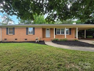 1579 S Oak Drive, Shelby, NC 28150