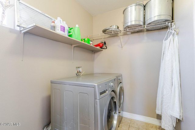 6059 Brentwood Avenue, Lancaster, CA 93536