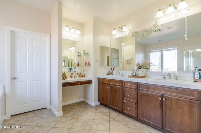 6059 Brentwood Avenue, Lancaster, CA 93536