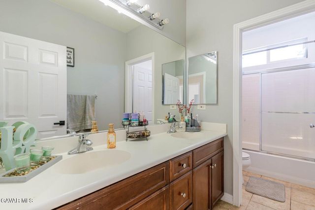 6059 Brentwood Avenue, Lancaster, CA 93536