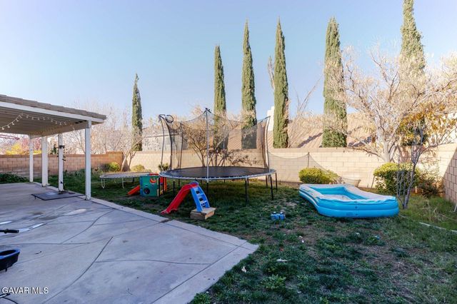 6059 Brentwood Avenue, Lancaster, CA 93536