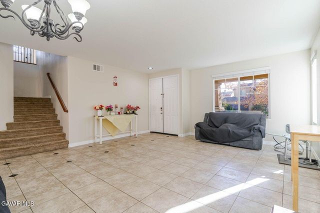 6059 Brentwood Avenue, Lancaster, CA 93536