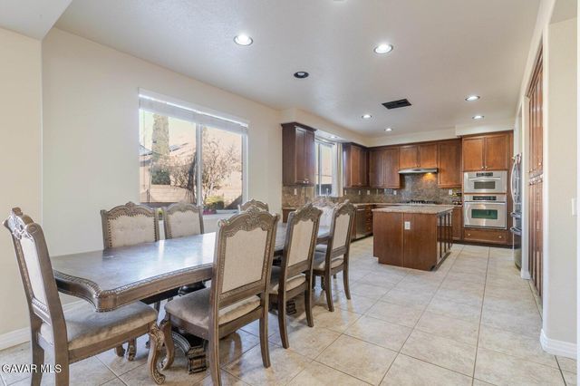 6059 Brentwood Avenue, Lancaster, CA 93536