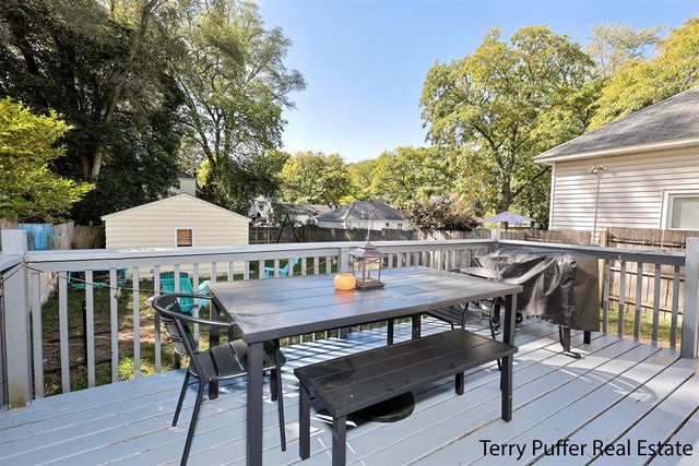 1006 Merritt Street, Grand Rapids, MI 49507