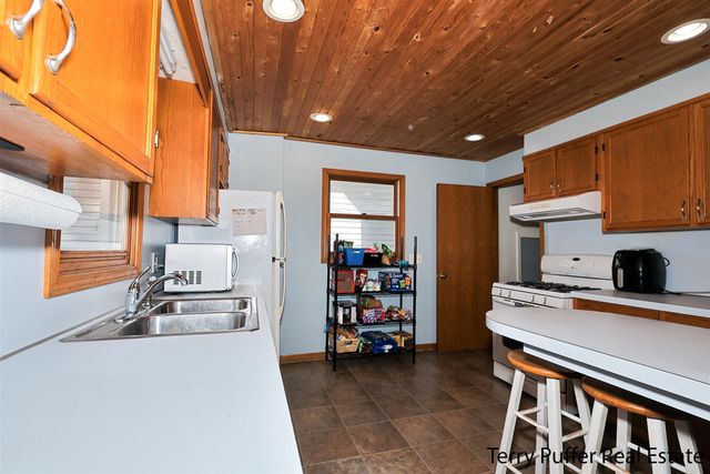 1006 Merritt Street, Grand Rapids, MI 49507