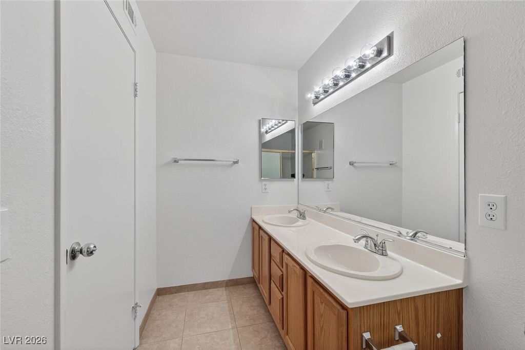 Image 26 of property listing at 5150 Mandalay Springs Drive 201, Las Vegas, NV 89120
