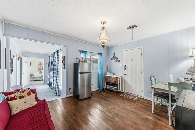 9523 W Fm 1644, Calvert, TX 77837