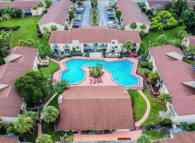 7501 GALLINETA ROAD 7501, Tampa, FL 33615