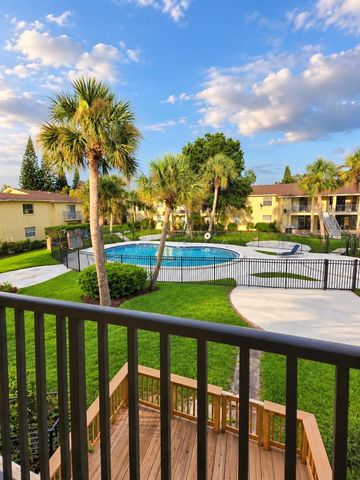 7501 GALLINETA ROAD 7501, Tampa, FL 33615