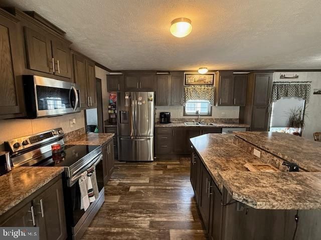 14 EGRET DR, Hanover, PA 17331