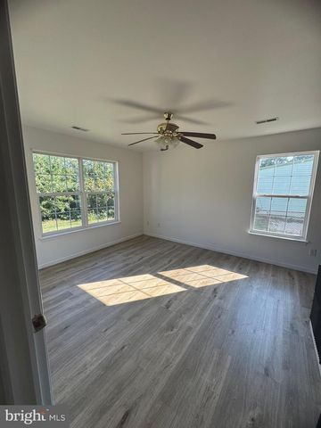 168 EDGE AVE, New Castle, DE 19720