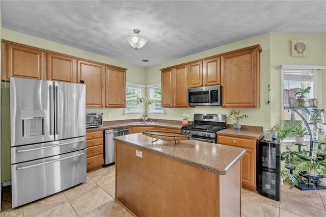2308 Seaboard RD, Virginia Beach, VA 23456