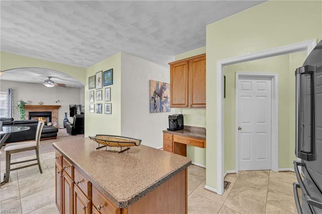 2308 Seaboard RD, Virginia Beach, VA 23456