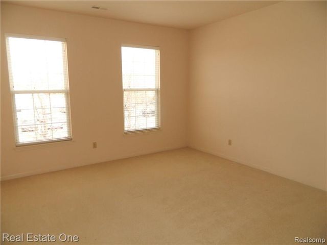 1079 Alameda Boulevard, Troy, MI 48085