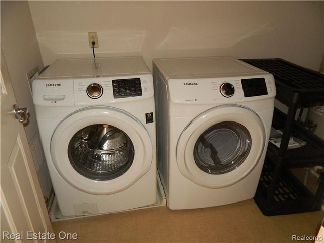 1079 Alameda Boulevard, Troy, MI 48085