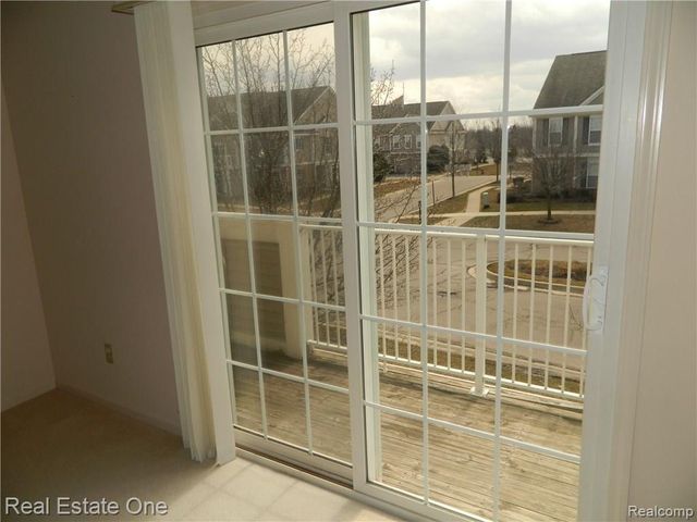 1079 Alameda Boulevard, Troy, MI 48085