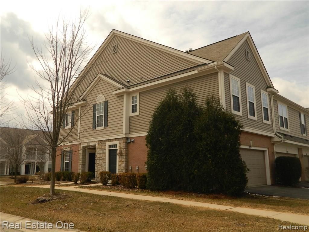1079 Alameda Boulevard, Troy, MI 48085