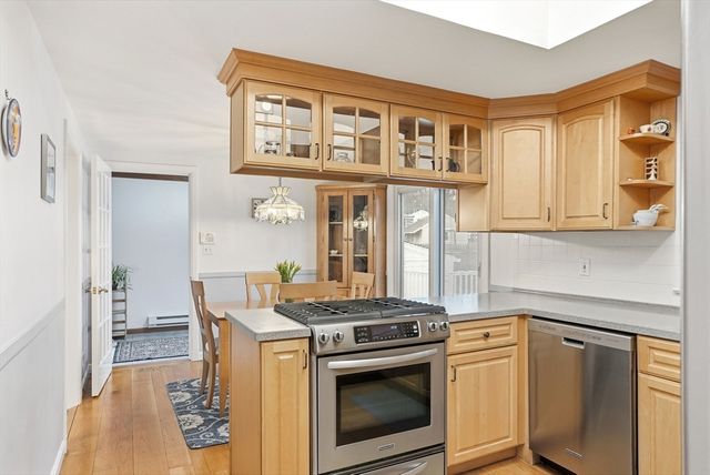 5 Progress St, Weymouth, MA 02188