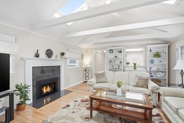 5 Progress St, Weymouth, MA 02188