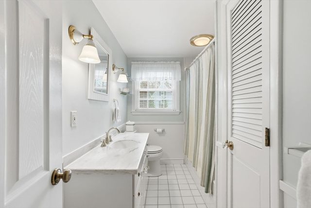 5 Progress St, Weymouth, MA 02188