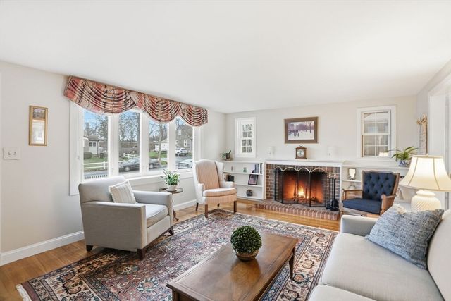 5 Progress St, Weymouth, MA 02188