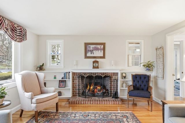 5 Progress St, Weymouth, MA 02188