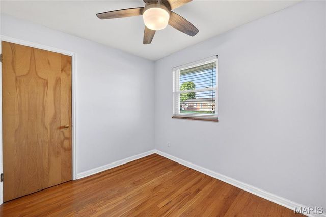 4019 Greenmeadows Drive, St Louis, MO 63123