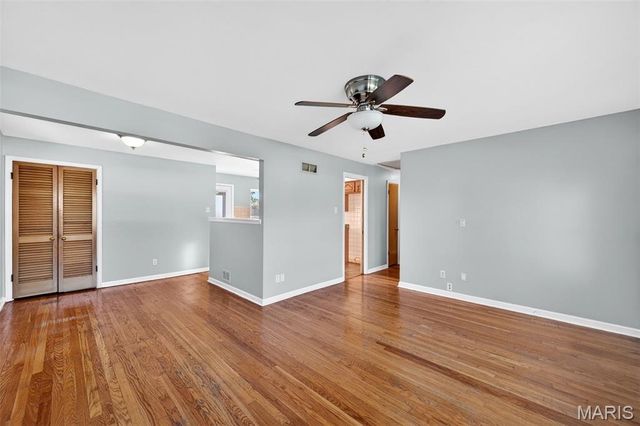4019 Greenmeadows Drive, St Louis, MO 63123