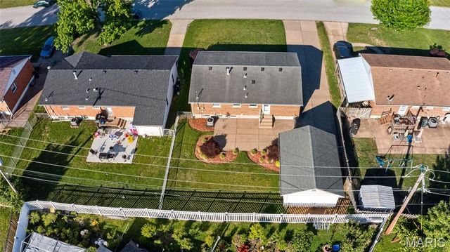 4019 Greenmeadows Drive, St Louis, MO 63123
